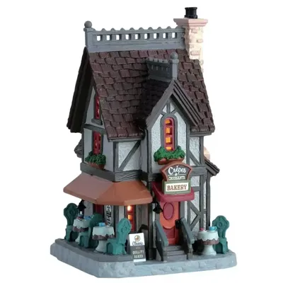 Lemax crepes & croissants bakery verlicht kersthuisje Caddington Village 2017