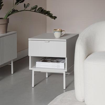 ZILT Bijzettafel / Nachtkastje 'Shanin' Met 1 lade, kleur Beige ZILT Bijzettafel / Nachtkastje 'Shanin' Met 1 lade, kleur Beige