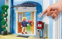 PLAYMOBIL 70205 - Poppenhuis La Maison Traditionnelle - Groot traditioneel huis - Nieuw voor 2020 - thumbnail