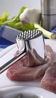 Rosle Vleeshamer Round - RVS - 28 cm - thumbnail