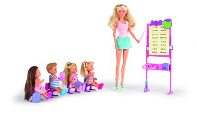 Steffi Love - onderwijzer + 4 studenten