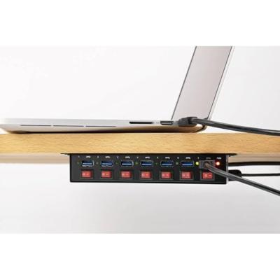 Renkforce RF-3269622 USB 3.2 Gen 1-hub 7 poorten Met metalen behuizing, Individueel schakelbaar, Voor wandmontage Zwart