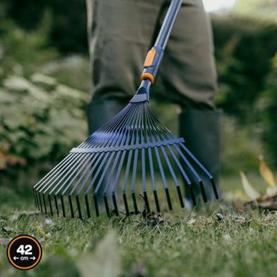 Fiskars OneClick Metalen Waaierhark voor bladeren - 1080675