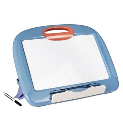 Smoby - Draagbare lei - 3 verschillende toepassingen - Inclusief: 1 uitwisbare marker, 4 kleurpagina's en 1 doekje - Made in France