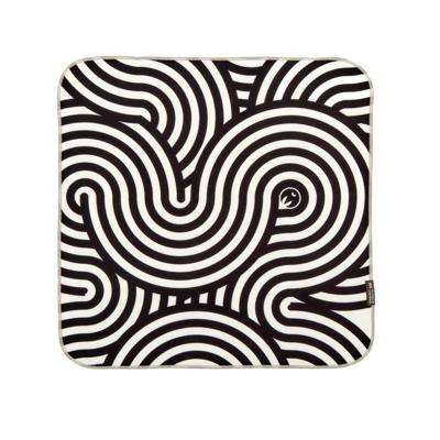 3 Legged Thing WRAPZ Self adhesive Reusable Cloth Wrap Swirl, Medium