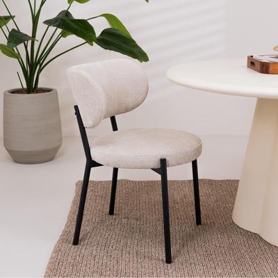 By-Boo Eetkamerstoel 'Oasis' Chenille, kleur Beige By-Boo Eetkamerstoel 'Oasis' Chenille, kleur Beige