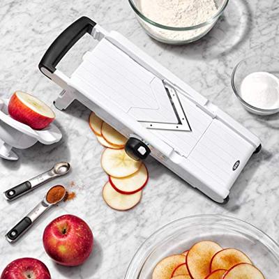 OXO Good Grips Mandoline - Groentesnijder - Keukensnijder - V-blade - thumbnail
