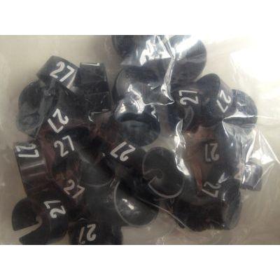 MB zwart/wit 27 voor op kledinghanger