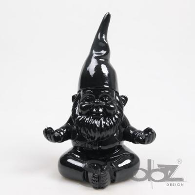 Kabouter yoga 11x14x20cm zwart