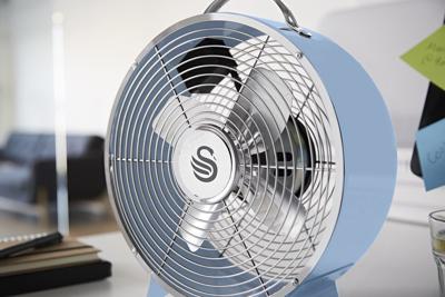 Swan - Retro 8 Inch Tafelventilator - Blauw