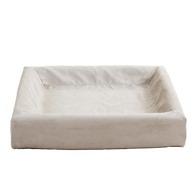 Bia bed rib hoes hondenmand zand