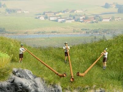 NOCH 0015579 H0 Alpenhoornspelers figuren Geverfd, Staand