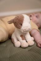 Little Dutch Farm Knuffel Koe 17 cm - thumbnail