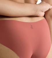 Zero Feel hipster 2.0 - Invisible - Naadloze dames short - Dames Onderbroek die niet doorschijnt - Zwart - Huidskleur - thumbnail