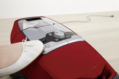 Miele Blizzard Red PowerLine Stofzuiger zonder zak Rood