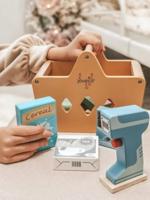 Joueco gevulde houten winkelmand - thumbnail