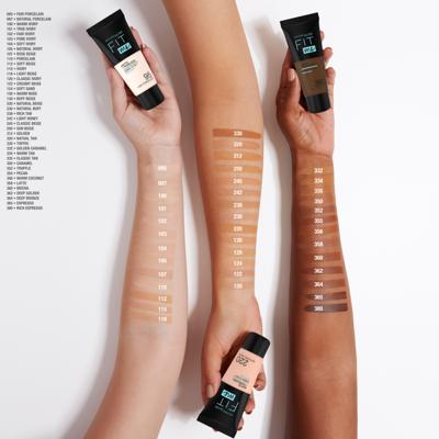 Maybelline Fit Me Matte + Poreless Foundation - 107 Rose Beige - Medium Dekkende Foundation met Matte Finish voor de Normale tot Vette Huid - 30 ml