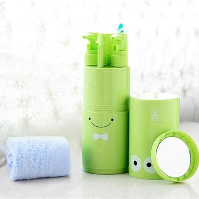 Creatieve 7 in 1 draagbare gorgelen Cup Shampoo fles sub handdoek tandenborstel kam Make-up spiegel reizen Wash Kits betaalbare Sets (groen) Creatieve 7 in 1 draagbare gorgelen Cup Shampoo fles sub handdoek tandenborstel kam Make-up spiegel reizen Wash Kits betaalbare Sets (groen)