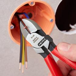 Knipex Zijsnijtang | lengte 160 mm | met bevestigingsoog | meercomponenten mantels | 1 stuk - 70 06 160 T - 70 06 160 T