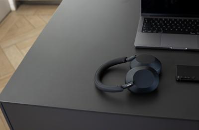 Sony WH-1000XM5 Hoofdtelefoons Bedraad en draadloos Hoofdband Oproepen/muziek Bluetooth Zwart Sony WH-1000XM5 Hoofdtelefoons Bedraad en draadloos Hoofdband Oproepen/muziek Bluetooth Zwart