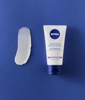 Nivea Essentials 24u Nachtcrème Gevoelige Huid - thumbnail