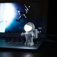 Cool nieuwe astronaut Spaceman USB LED verstelbare lamp Bureau nachtlampje voor computer PC - thumbnail