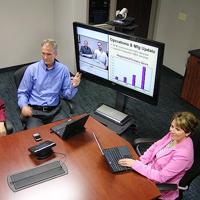 Ergotron 24-192-085 Neo-Flex Mobile MediaCenter UHD TV-wagen Constant Force-technologie, In hoogte verstelbaar 127,0 cm (50) - 165,1 cm (65) Kantelbaar, - thumbnail