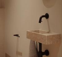 Loutro Fontein Marmer Mat Beige met Kraangat en Kraan Rechts 40x20x9 cm - thumbnail