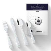Kinderbestek voor de jonge voetballegende - thumbnail