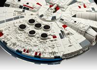 Revell Millennium Falcon - thumbnail