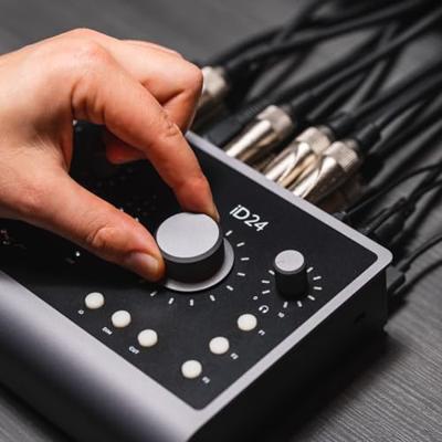 Audio interface Audient iD24 Monitor-controlling, Incl. software - thumbnail