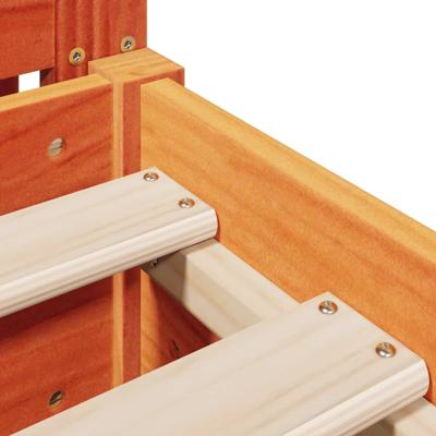 Bedframe zonder matras massief grenenhout wasbruin 200x200 cm