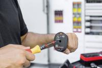 Wiha Momenttestapparaat Torque QuickCheck set | 4-delig | incl. adapterschachten, batterijen en box - 42086 - 42086 - thumbnail