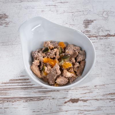 Ragout Chicken & Zalm met Karren, Courgette, Marigold & Zalmolie, 180 g