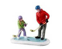 Lemax father daughter practice time kerstdorp figuur type 2 Vail Village 2023 - thumbnail
