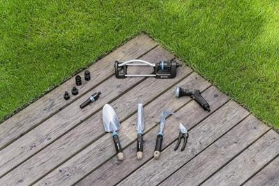 Gardena EcoLine Broes E4 - Ergonomische Tuinsproeier, Duurzaam, Regelbare Stralen, 5jr Garantie