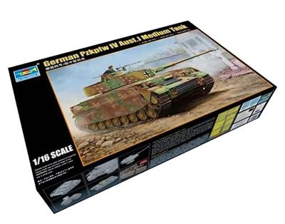 Trumpeter 1/16 German Pzkpfw IV Ausf.J Medium Tank