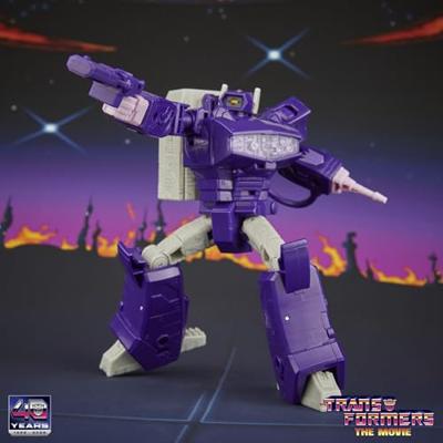 The Transformers: The Movie Studio Series Voyager Class Action Figure Shockwave 17 cm