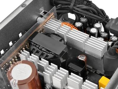 Thermaltake Smart BM3 Bronze 850W voeding Thermaltake Smart BM3 Bronze 850W voeding