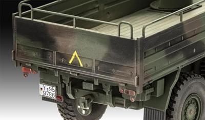 Revell modelbouwpakket - man 10t milgl truck 8x8 1:35 - 245dlg.