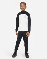 Chelsea Strike Hooded Trainingspak Kleuters 2023/2024 - Maat 96/104 CM - Kleur: WitZwart | Soccerfanshop - thumbnail