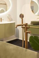 Ben Engraved Line thermostatische vrijstaande badkraan met gravering geborsteld koper - thumbnail