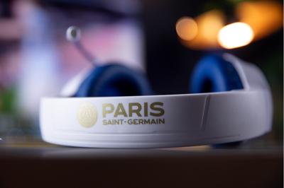 Bedrade gamingheadset - KONIX - PC, PS4, PS5, Switch, Xbox - 45° microfoon - 1,5 m kabel - Wit en blauw