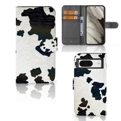 Google Pixel 8 | Telefoonhoesje | Met pasjeshouder | Koeienvlekken