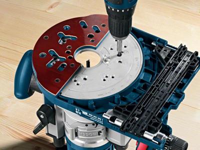 Bosch Professional FSN OFA Geleiderailadapter voor GOF bovenfrees - 1600Z0000G Bosch Professional FSN OFA Geleiderailadapter voor GOF bovenfrees - 1600Z0000G
