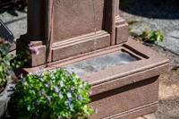 dobar Tuinfontein met LED&apos;s en zonnepaneel (Poseidon/zandsteen) - thumbnail