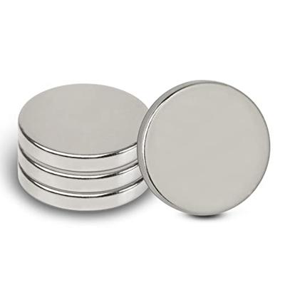 Magneet maul neodymium rond 20x3mm 4.2kg Magneet maul neodymium rond 20x3mm 4.2kg