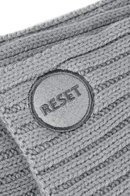 Playstation - Silver Beanie & Scarf Gift Set