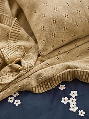 Essenza Essenza knitted Ajour cushion Fern yellow 50x50