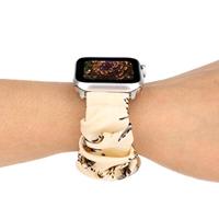 Elastisch scrunchie nylon bandje - Bloemenprint donker - Geschikt voor Apple Watch 38mm / 40mm / 41mm / 42mm - thumbnail